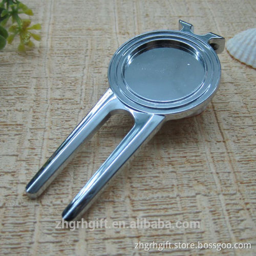 Fasion Leisure Golf Hat Clip Sliver Golf Divot Tool Factory Wholesale